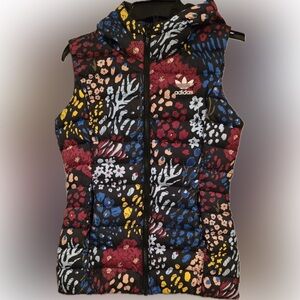 Adidas Vibrant Flower Original AOP Hooded Quilted Puffer Vest